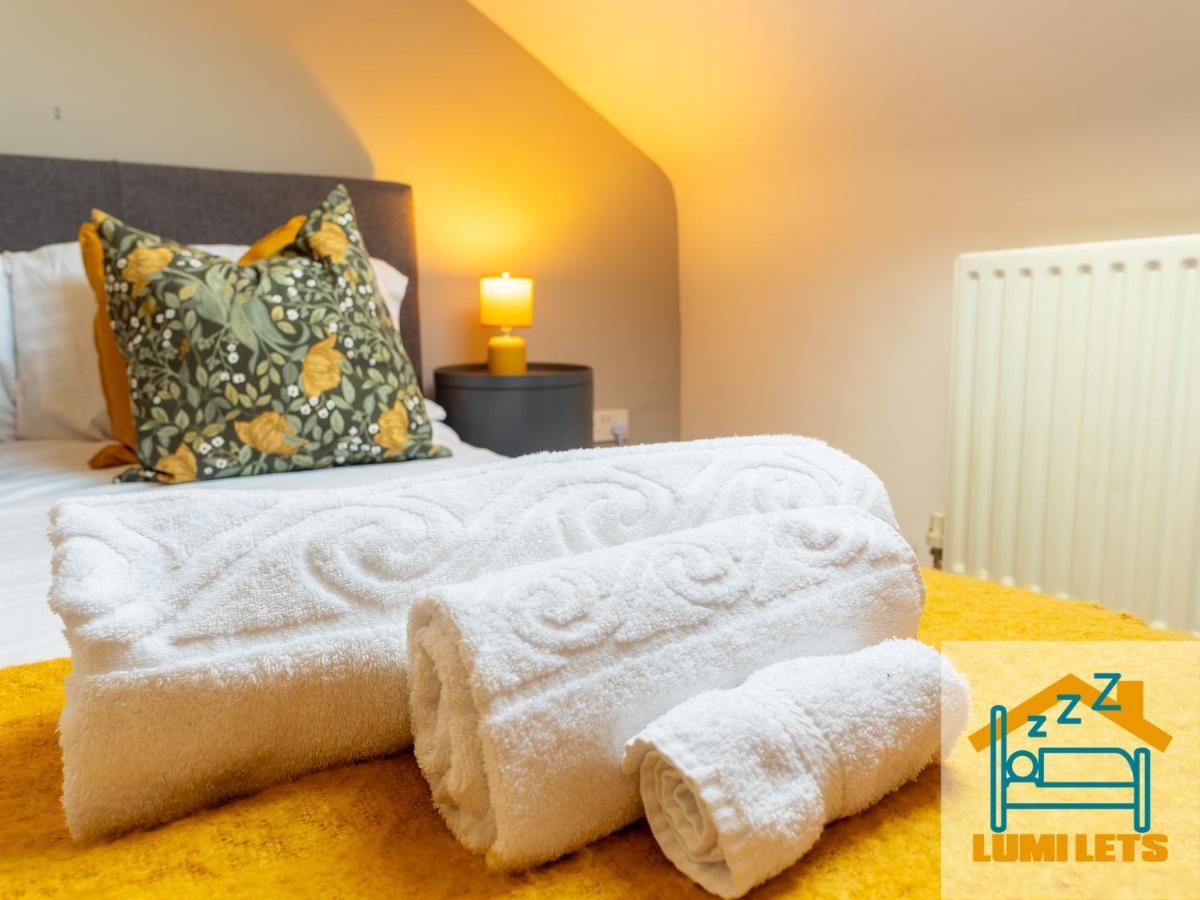 2Br Home In Barrow-In-Furness Sleeps 8 Close To Bae Systems, Hospital, Lakes Exterior photo